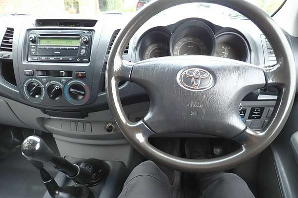 2008 Toyota Hilux SR (4x4) KUN26R 08 Upgrade 4X4