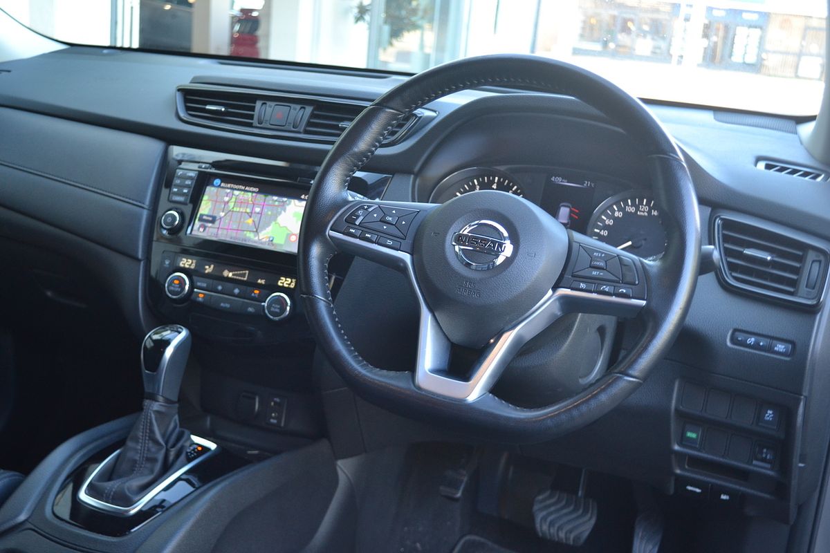2020 Nissan X-TRAIL ST-L T32
