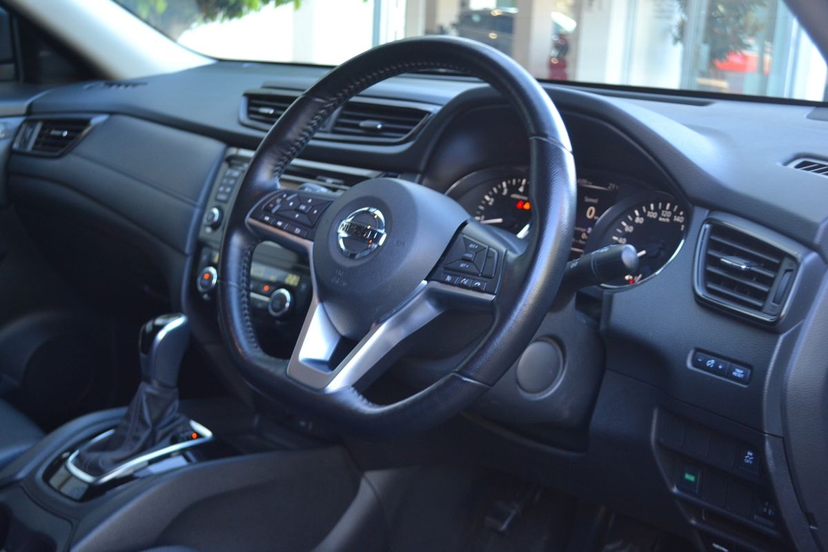 2020 Nissan X-TRAIL ST-L T32