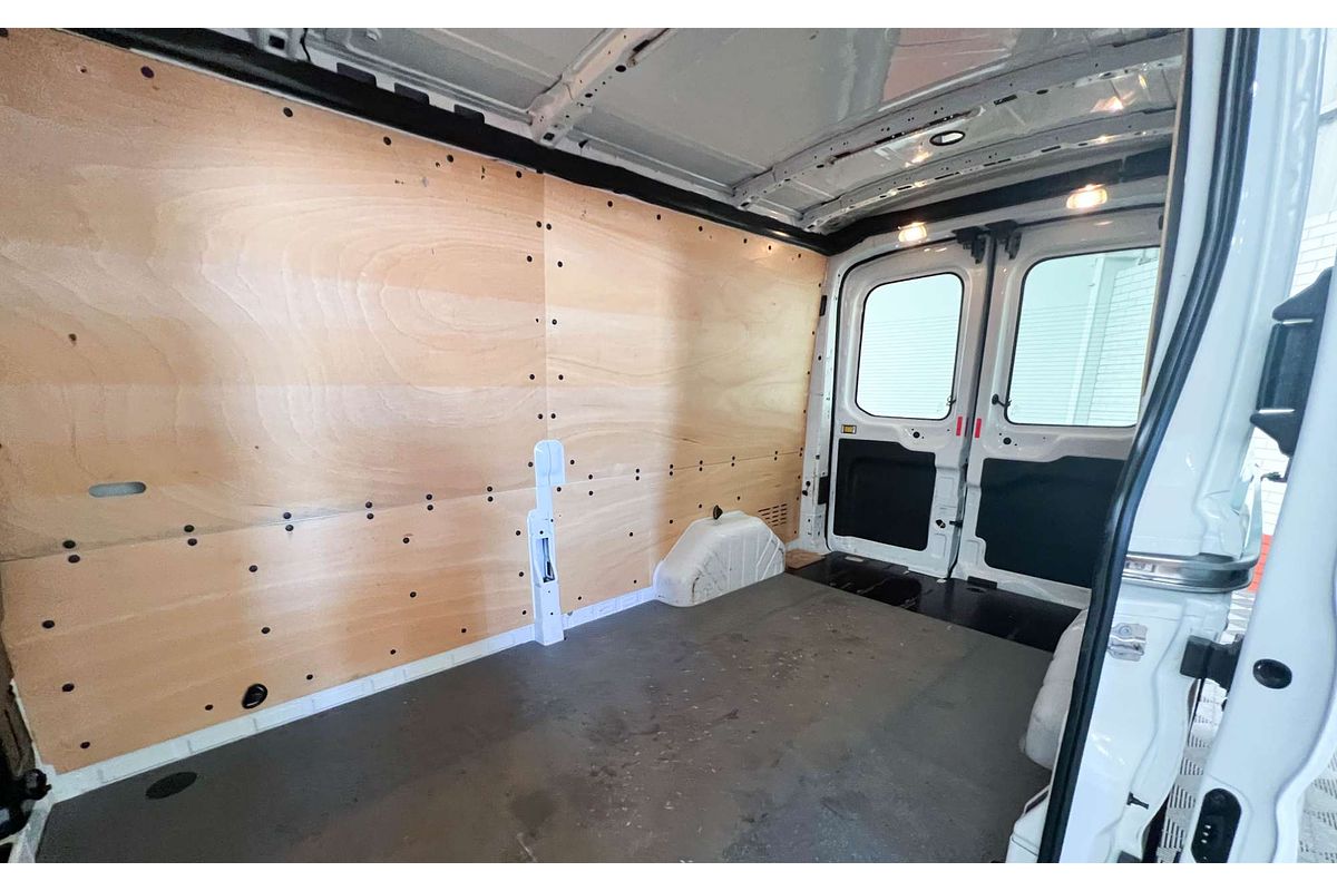 2017 Ford Transit 350L VO LWB