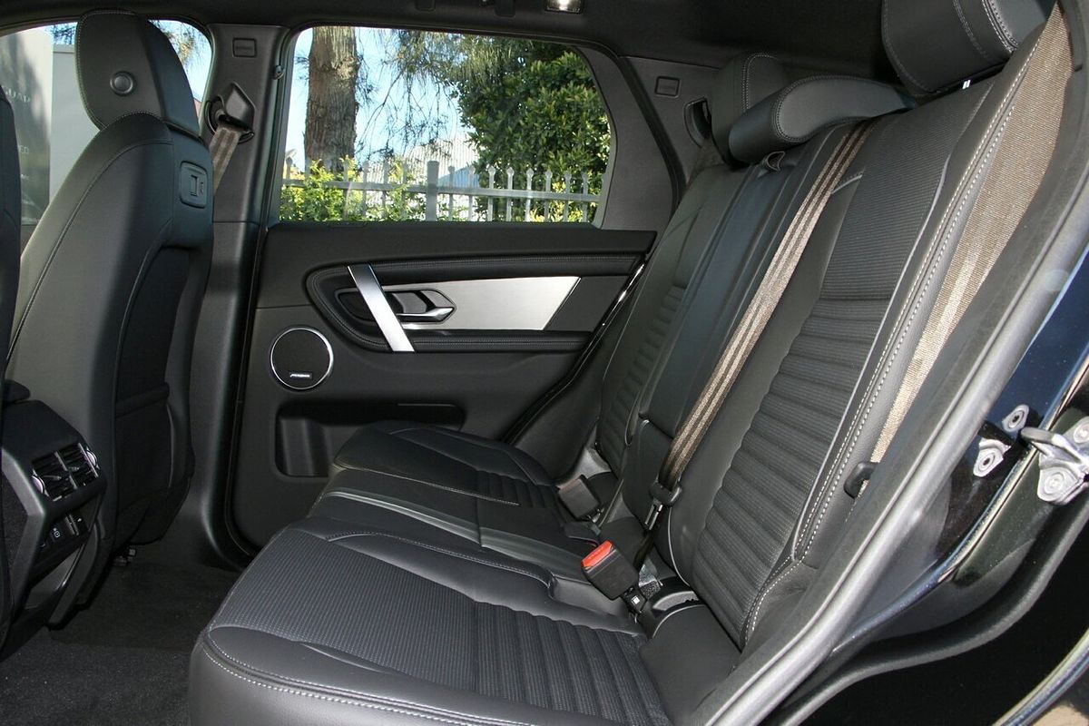 2024 Land Rover Discovery Sport P250 Dynamic SE L550
