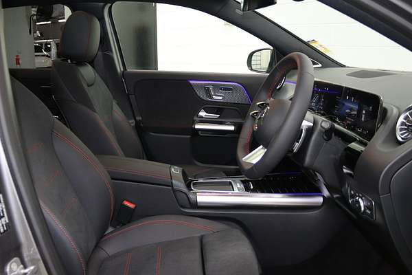 2024 Mercedes-Benz GLA-Class GLA200 H247