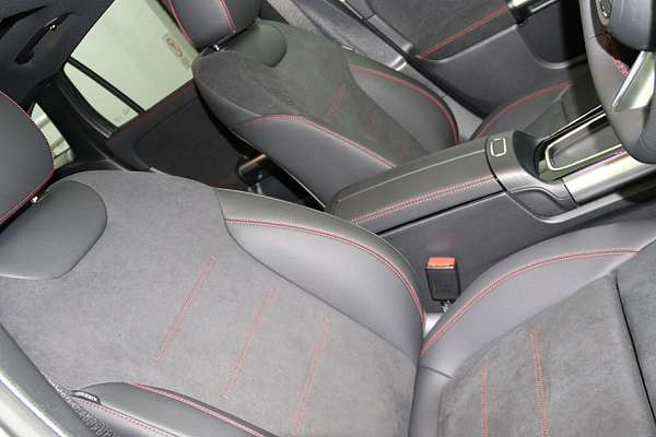2024 Mercedes-Benz GLA-Class GLA200 H247