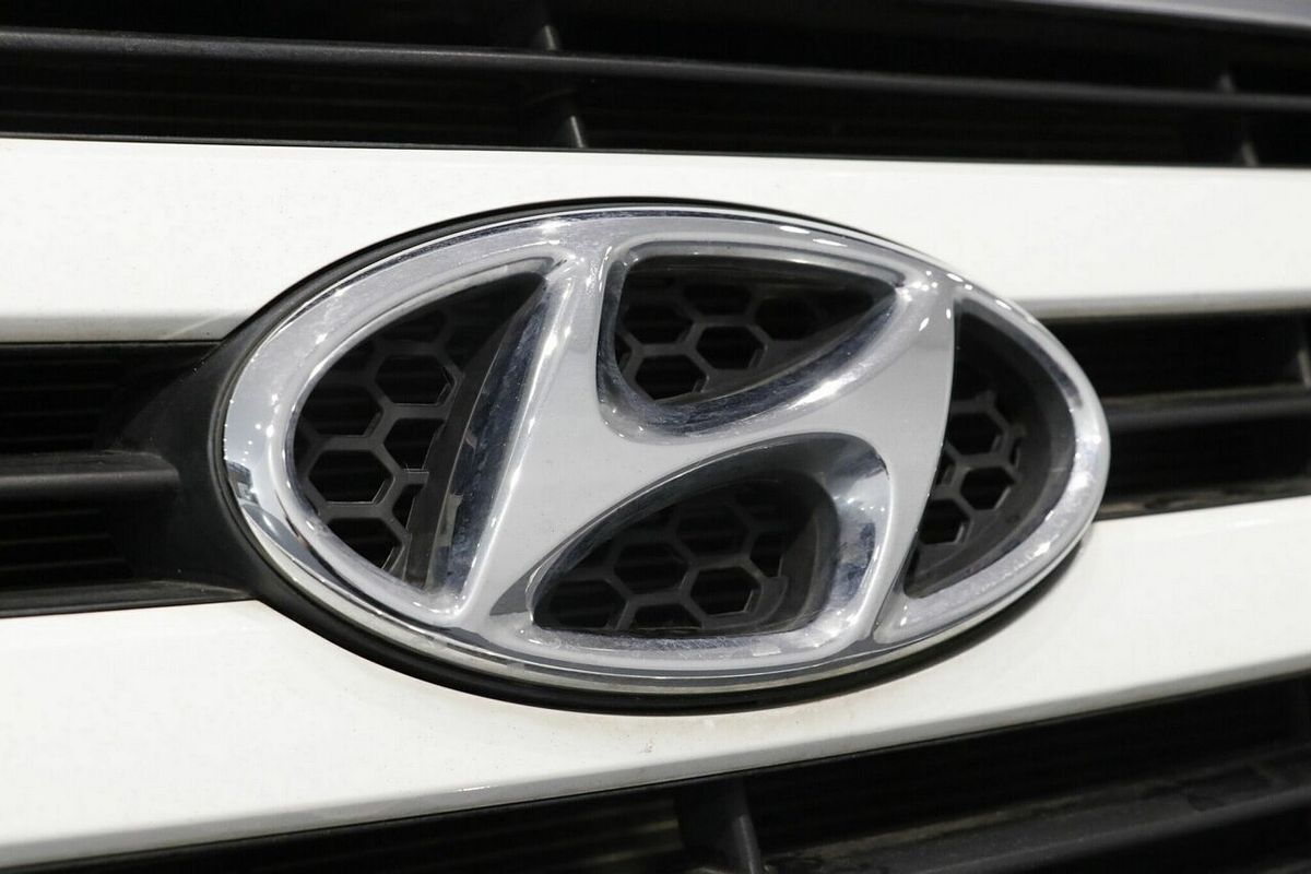 2017 Hyundai iLoad  TQ3-V Series II