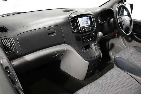 2017 Hyundai iLoad  TQ3-V Series II