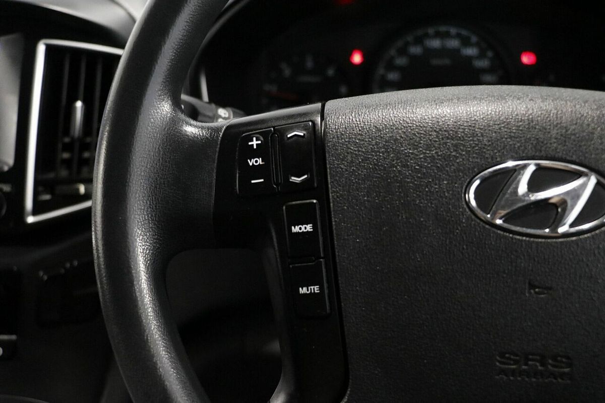 2017 Hyundai iLoad  TQ3-V Series II
