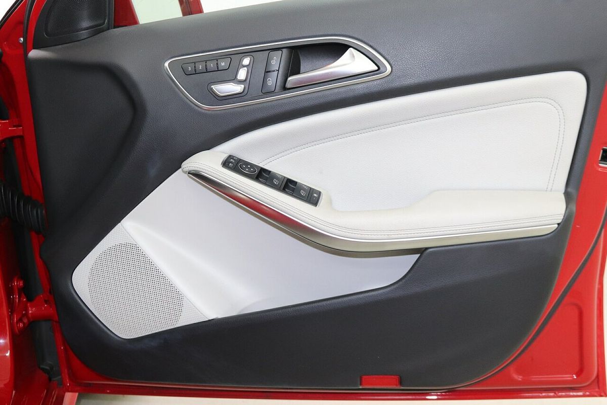 2016 Mercedes-Benz A-Class A200 W176