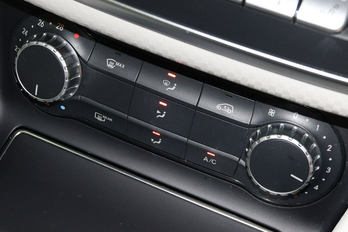 2016 Mercedes-Benz A-Class A200 W176