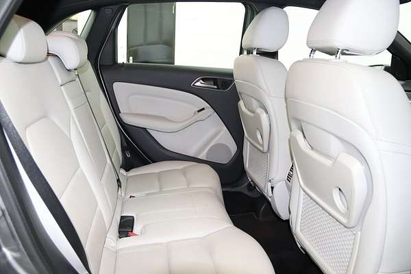 2016 Mercedes-Benz B-Class B200 W246