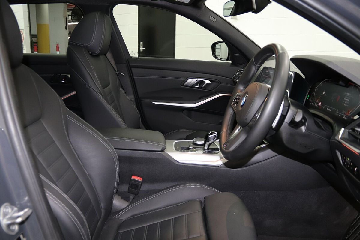 2019 BMW 3 Series 330i M Sport G21