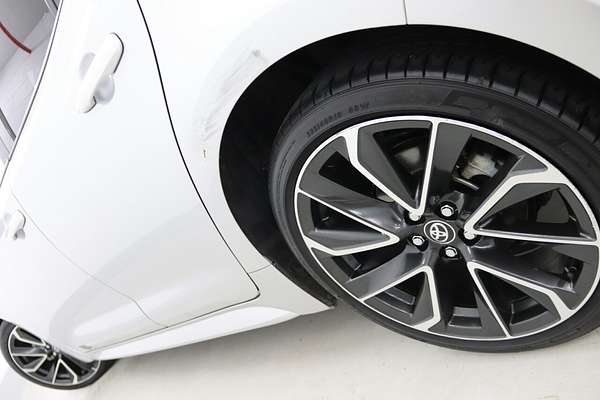 2019 Toyota Corolla ZR Hybrid ZWE211R