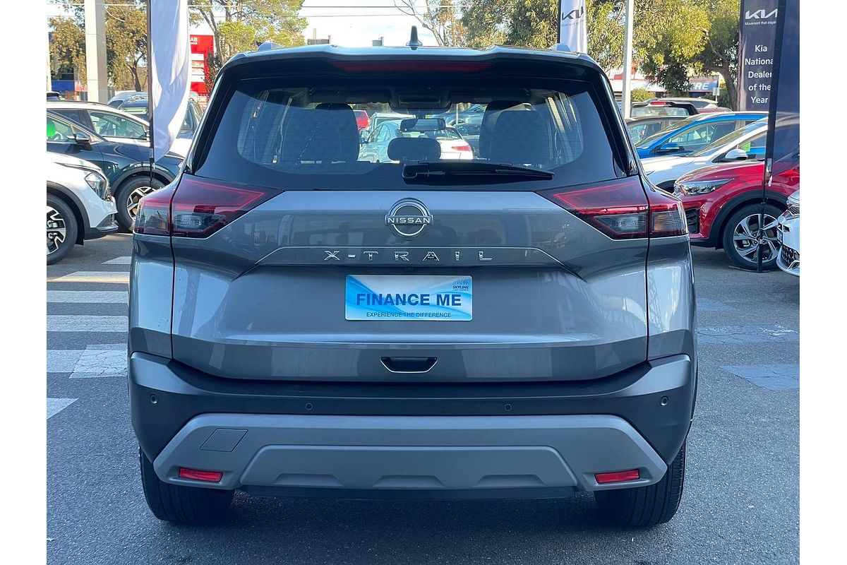 2024 Nissan X-TRAIL ST T33