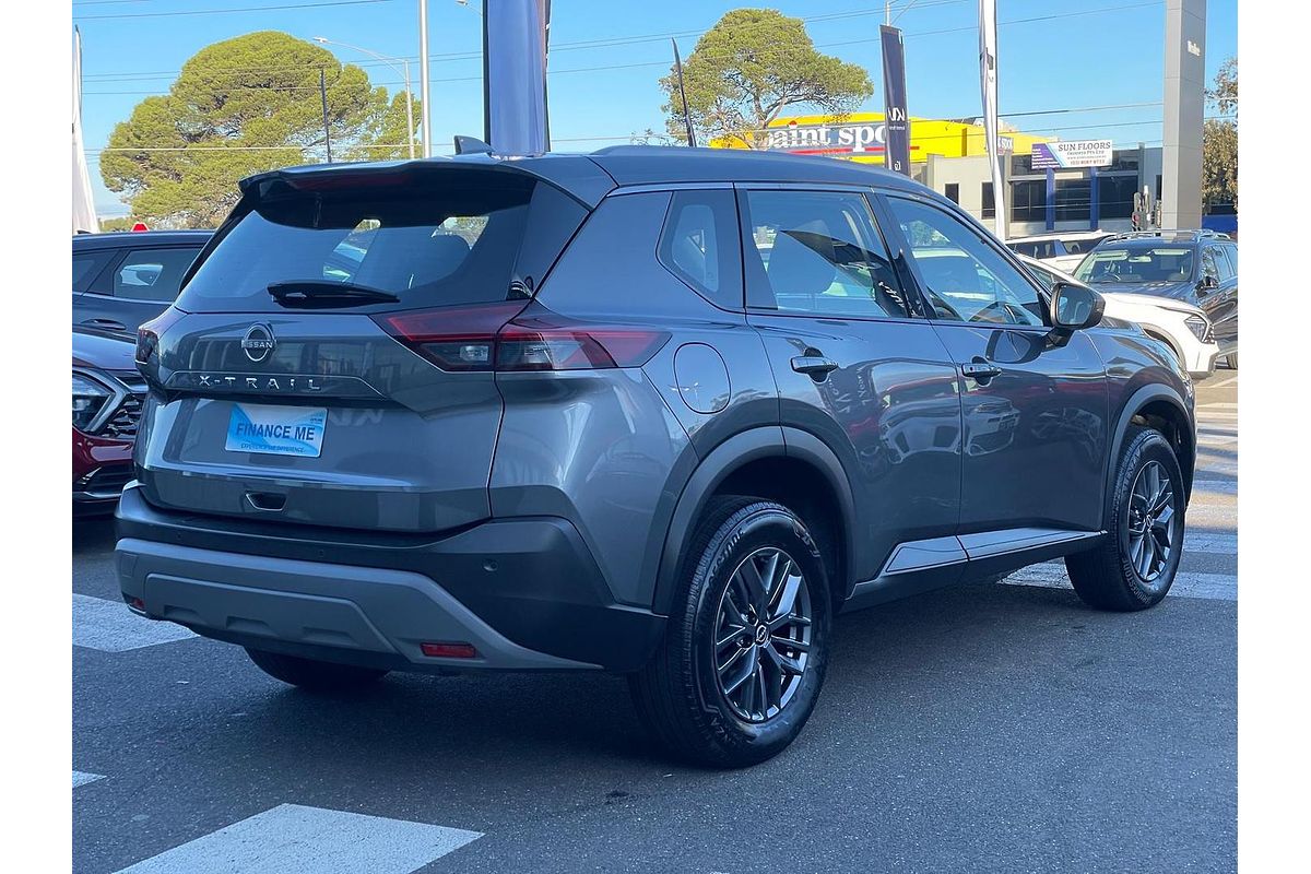 2024 Nissan X-TRAIL ST T33
