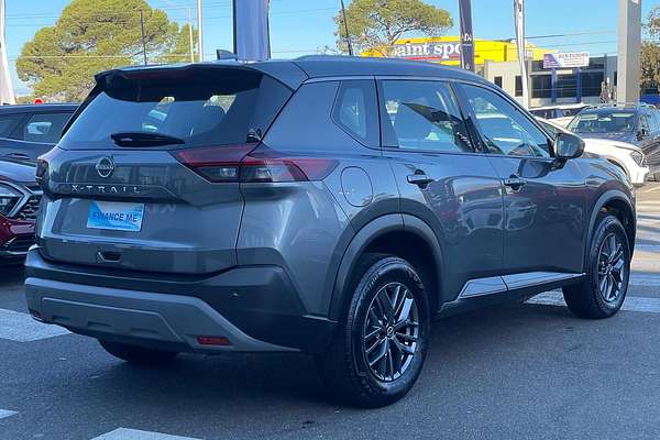 2024 Nissan X-TRAIL ST T33