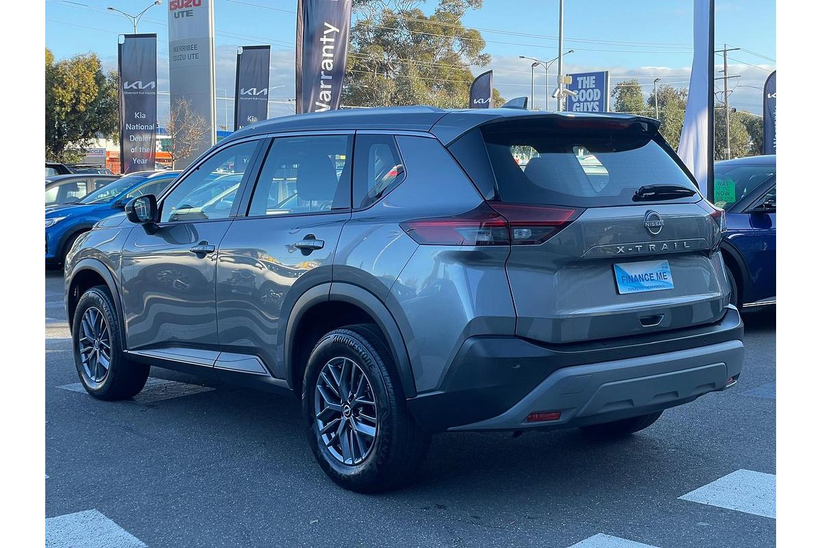 2024 Nissan X-TRAIL ST T33