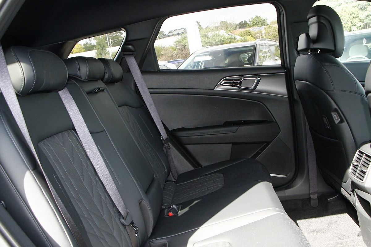 2025 Kia Sportage SX+ NQ5