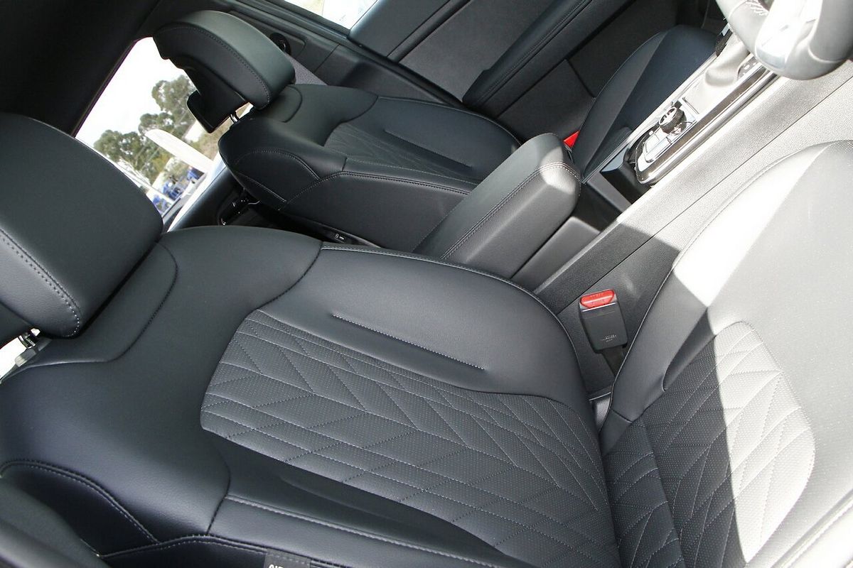 2025 Kia Sportage SX+ NQ5
