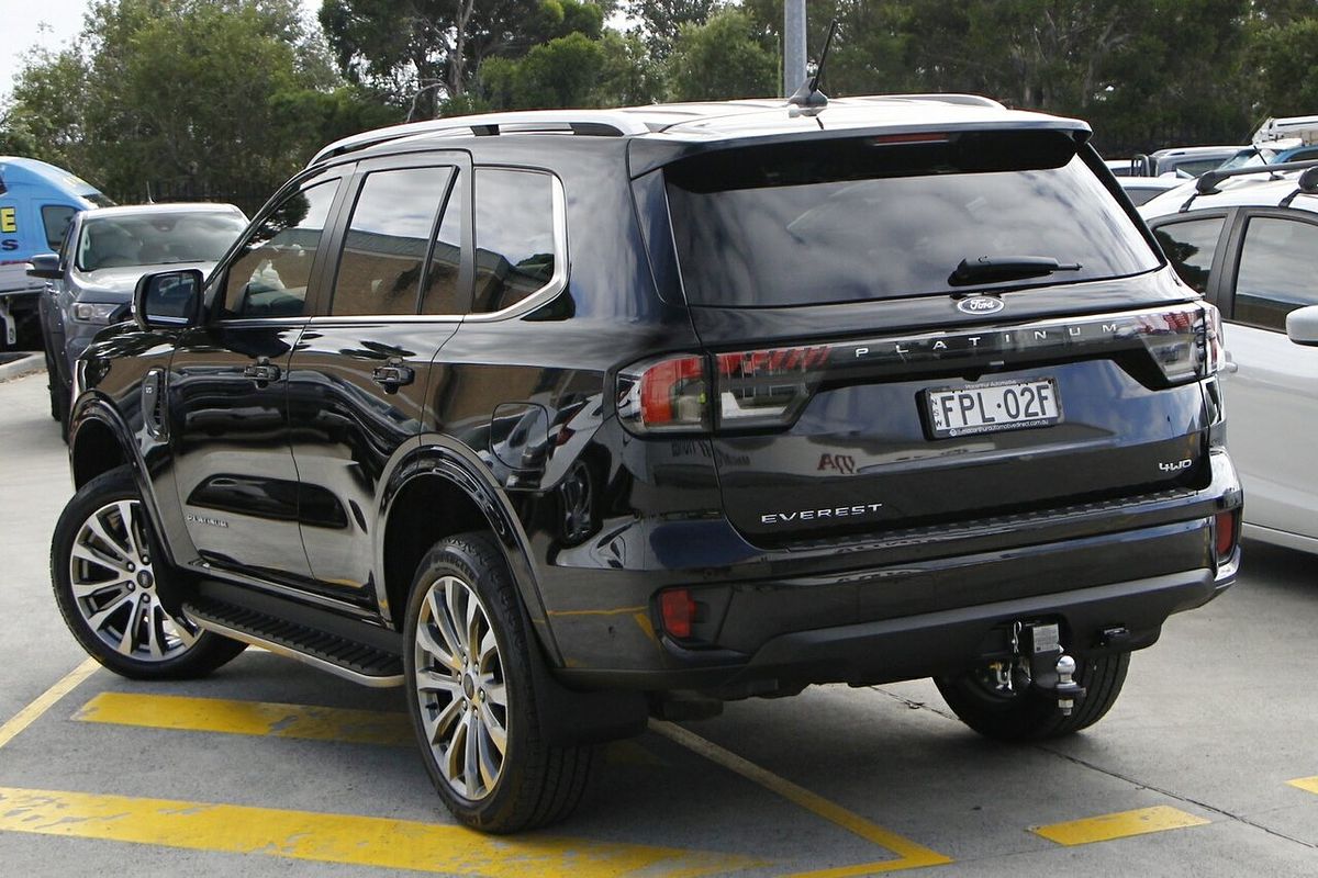 2023 Ford Everest Platinum