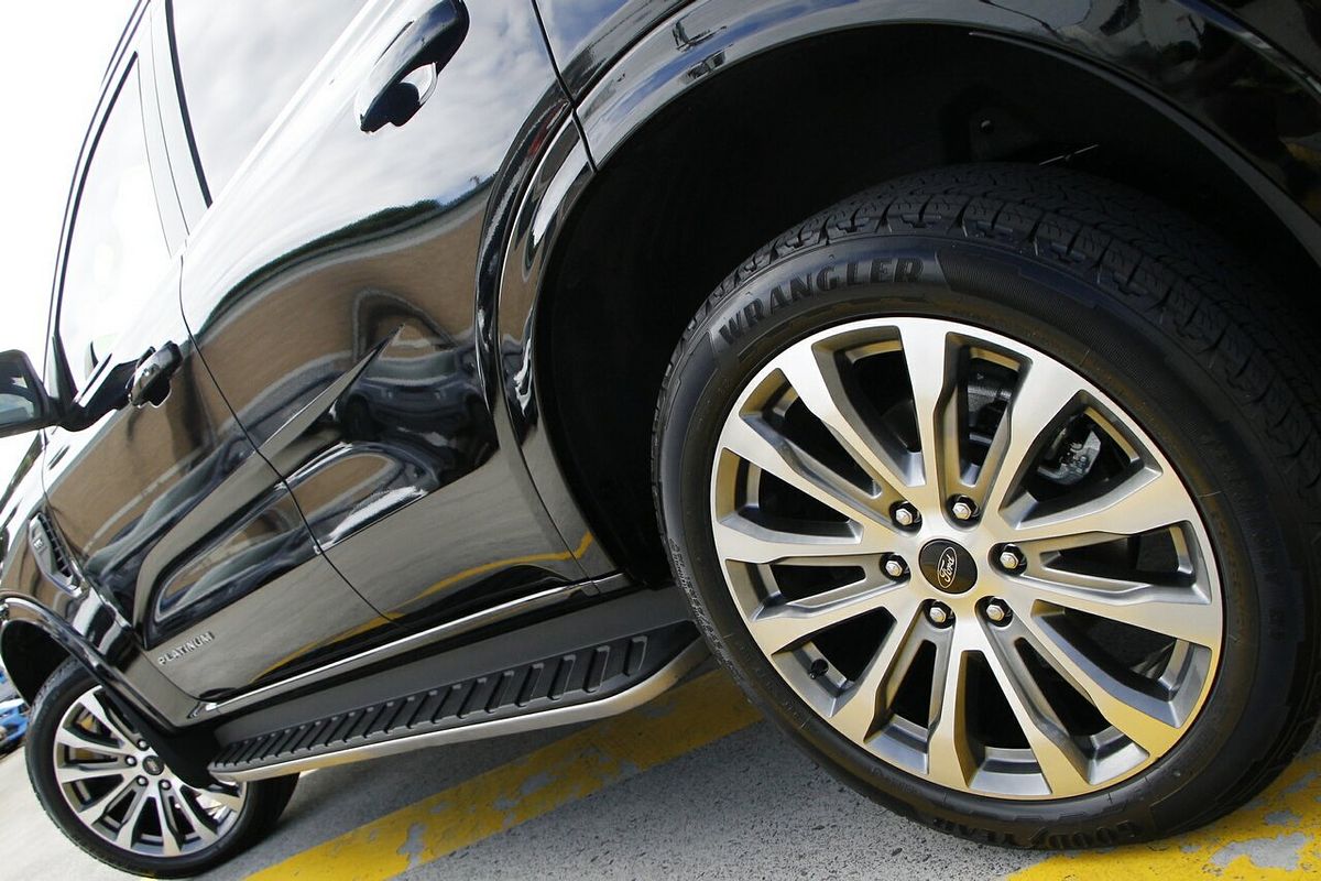 2023 Ford Everest Platinum