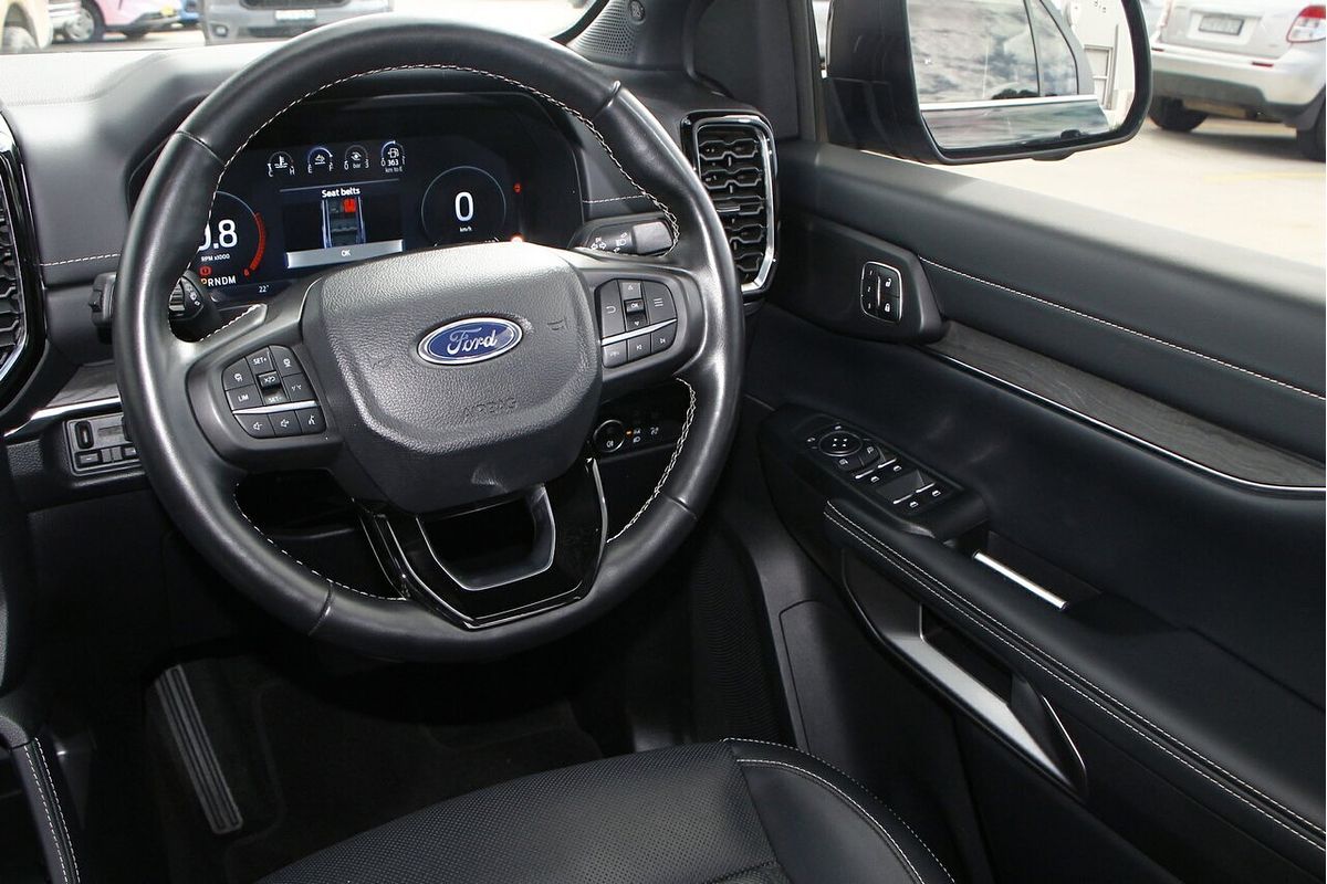 2023 Ford Everest Platinum