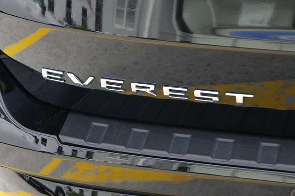 2023 Ford Everest Platinum