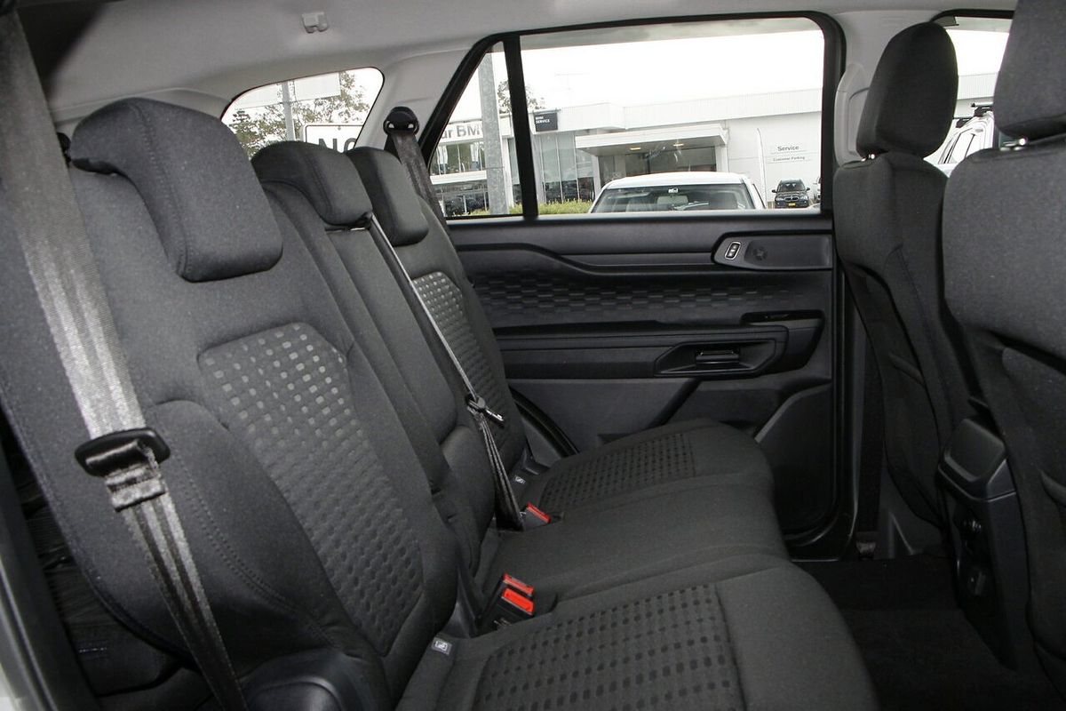 2024 Ford Everest Ambiente