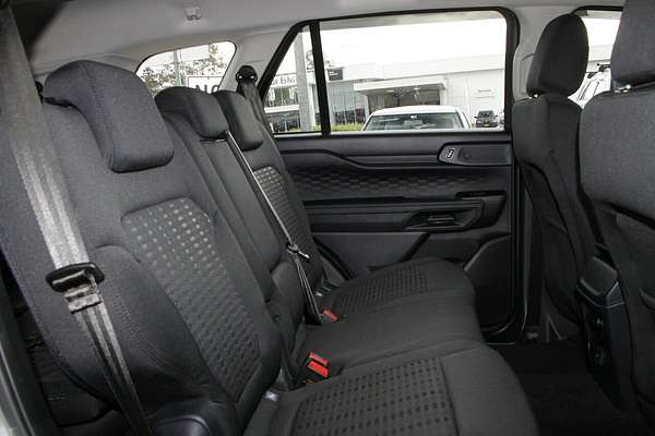 2024 Ford Everest Ambiente