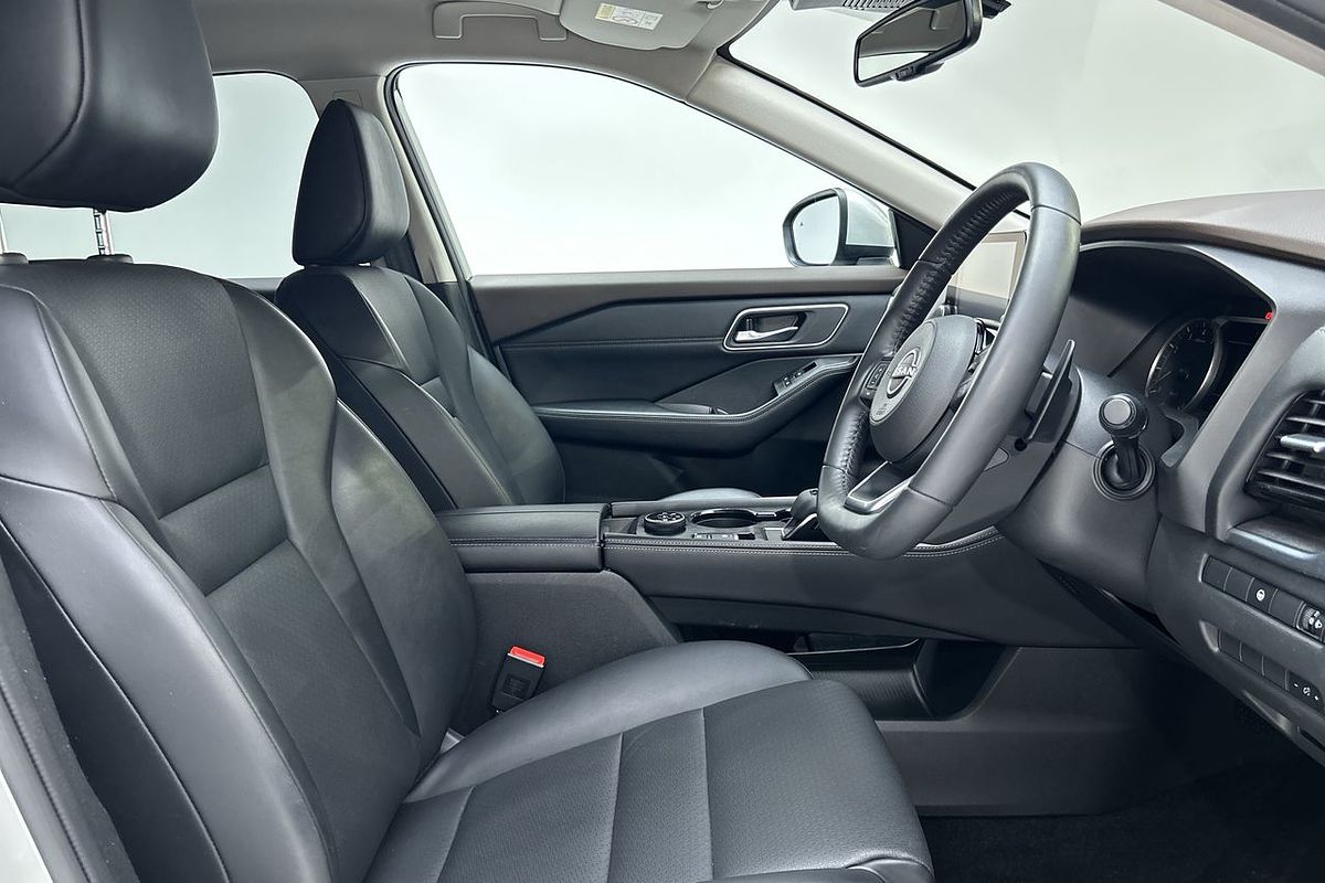 2023 Nissan X-TRAIL ST-L T33