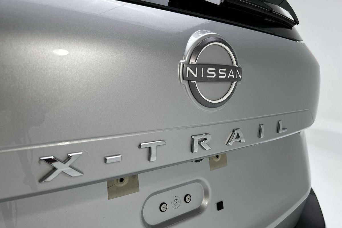 2023 Nissan X-TRAIL ST-L T33