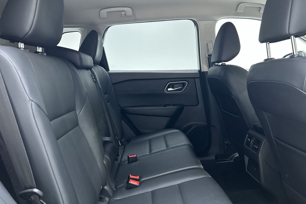 2023 Nissan X-TRAIL ST-L T33