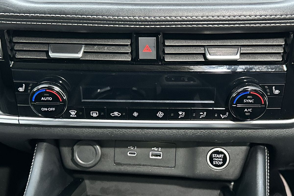 2023 Nissan X-TRAIL ST-L T33