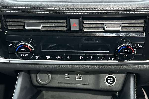 2023 Nissan X-TRAIL ST-L T33