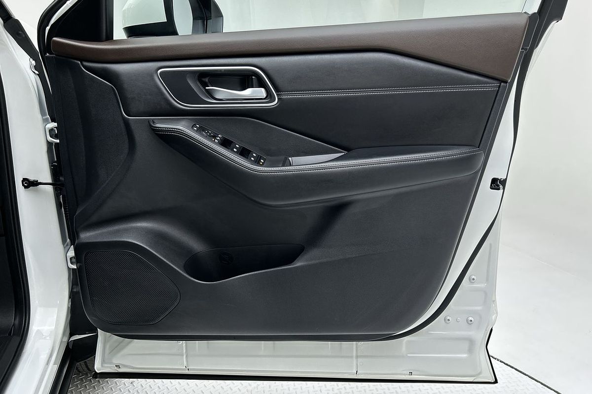 2023 Nissan X-TRAIL ST-L T33
