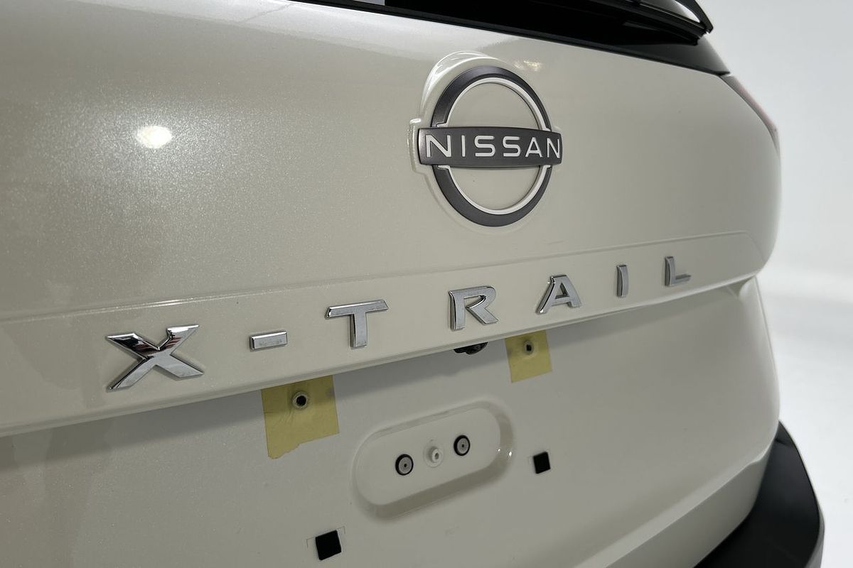 2023 Nissan X-TRAIL ST-L T33