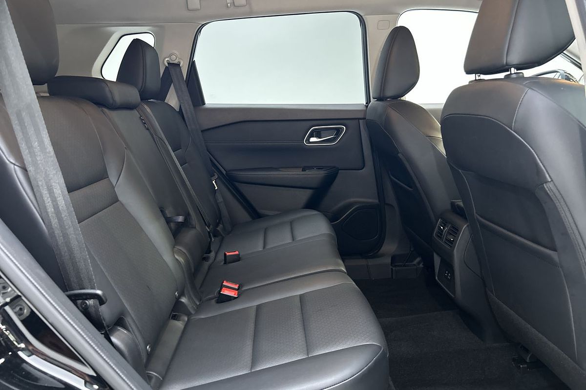 2023 Nissan X-TRAIL ST-L T33