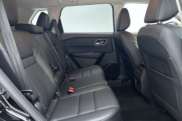 2023 Nissan X-TRAIL ST-L T33