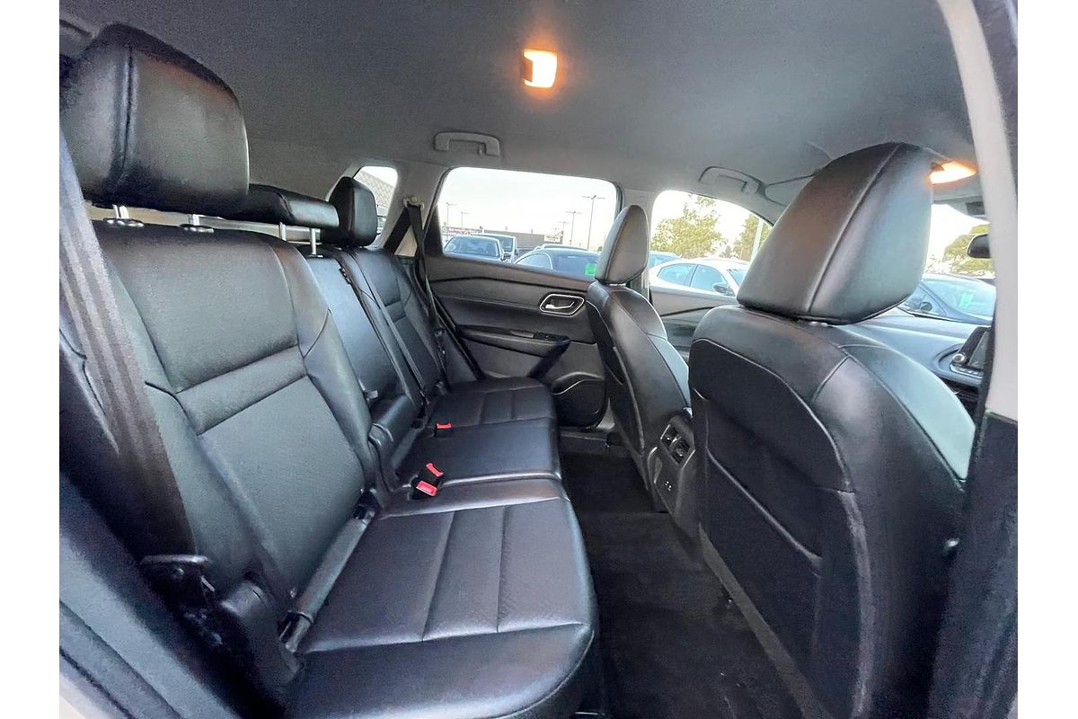2024 Nissan X-TRAIL ST-L T33