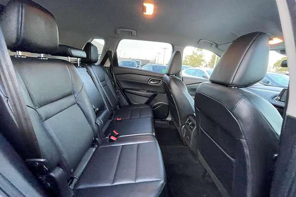 2024 Nissan X-TRAIL ST-L T33