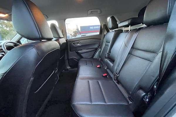 2024 Nissan X-TRAIL ST-L T33