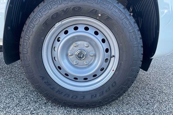 2024 Mitsubishi Triton GLX MV 4X4