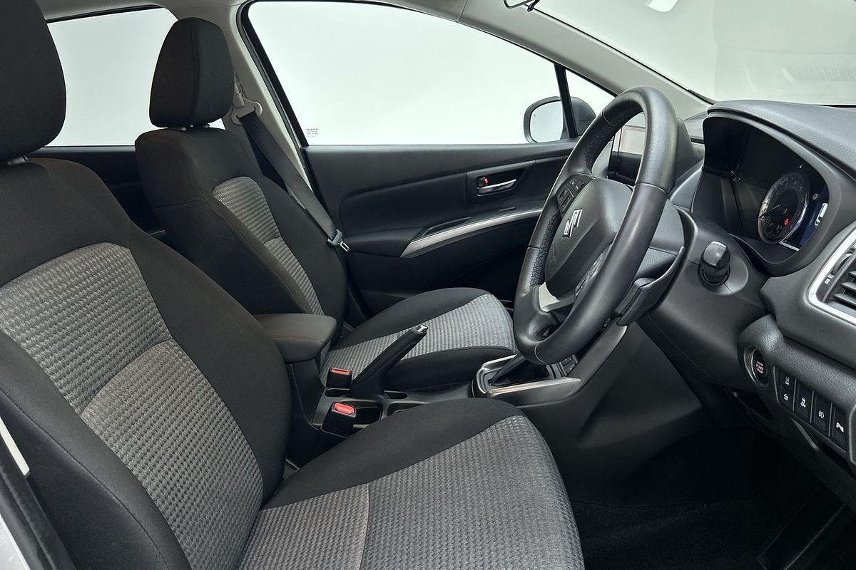 2023 Suzuki S-Cross Plus JYB