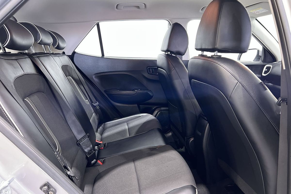 2023 Hyundai Venue Active QX.V5