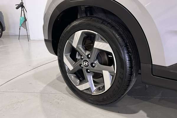 2023 Hyundai Venue Active QX.V5