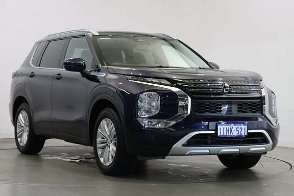 2024 Mitsubishi Outlander LS ZM