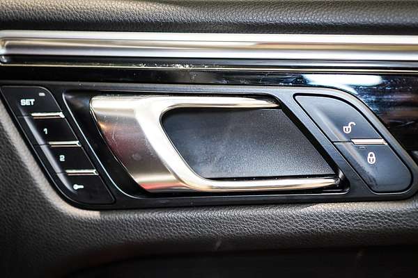 2017 Porsche Macan S 95B