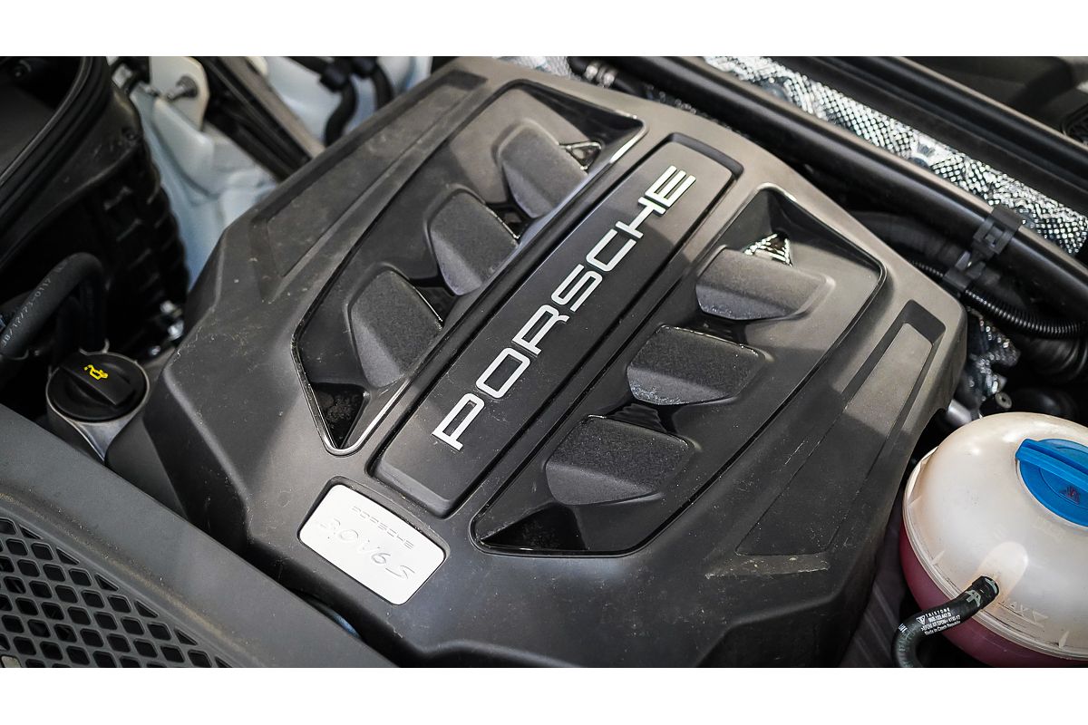 2017 Porsche Macan S 95B