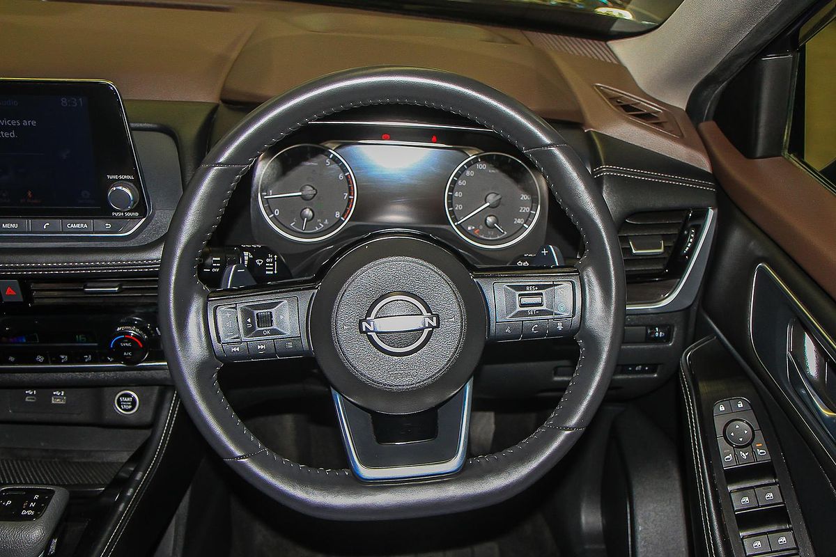 2023 Nissan X-TRAIL ST-L T33