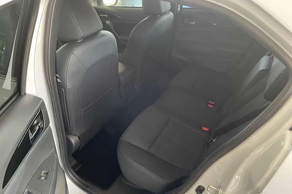 2024 Mitsubishi Eclipse Cross LS Black Edition YB