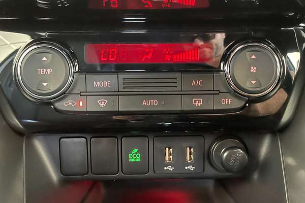 2024 Mitsubishi Eclipse Cross LS Black Edition YB
