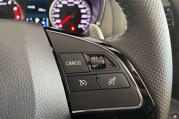 2024 Mitsubishi Eclipse Cross LS Black Edition YB
